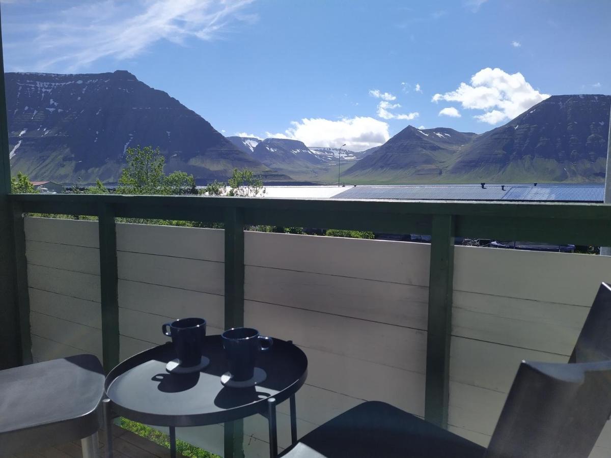 Flateyri guesthouse Eksteriør billede