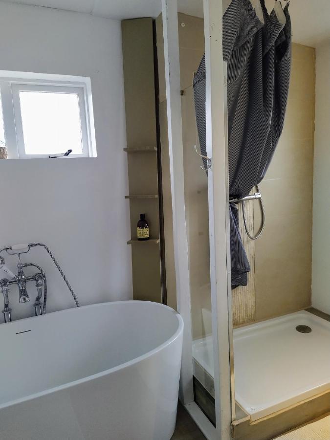 Flateyri guesthouse Eksteriør billede
